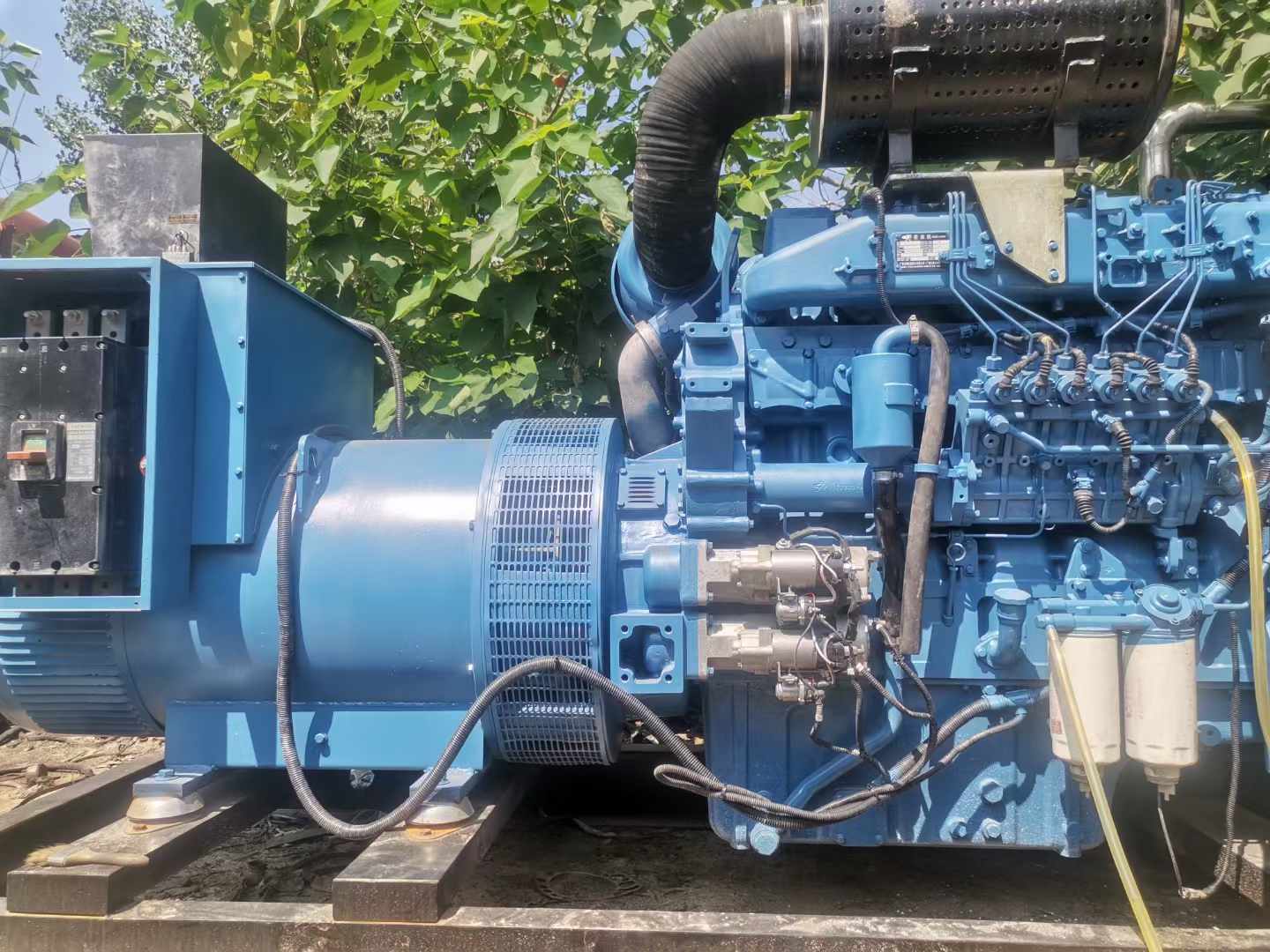 大姚详细说明降低 800kW 柴油发电机输出电流波动的方法